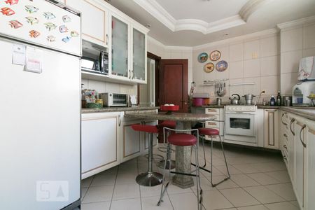 Apartamento à venda com 153m², 3 quartos e 2 vagasCozinha