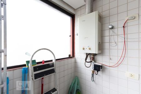 Apartamento para alugar com 140m², 3 quartos e 2 vagas Apartamento para alugar com 140m², 3 quartos e 2 vagasÁrea de serviço