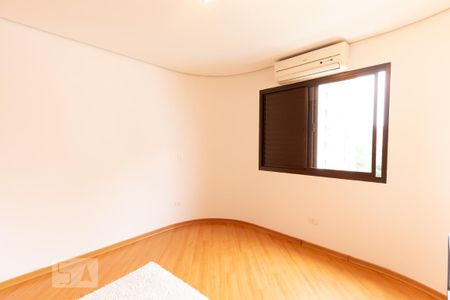 Quarto 1 de apartamento para alugar com 3 quartos, 140m² em Real Parque, São Paulo