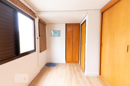 Apartamento para alugar com 140m², 3 quartos e 2 vagas Apartamento para alugar com 140m², 3 quartos e 2 vagasQuarto 2