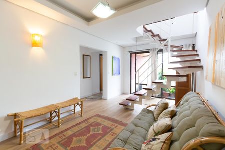 Sala 1 de apartamento para alugar com 3 quartos, 140m² em Real Parque, São Paulo