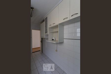 Apartamento à venda com 73m², 3 quartos e 2 vagasCozinha - Armários