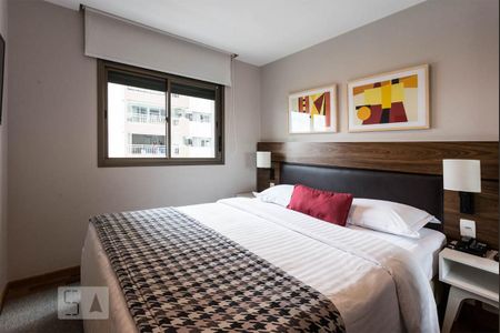 Suíte de apartamento para alugar com 1 quarto, 47m² em Brooklin Paulista, São Paulo