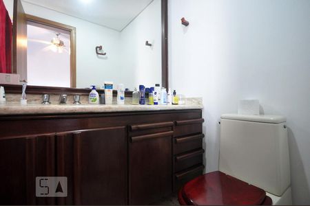 banheiro suíte 2 de apartamento para alugar com 4 quartos, 300m² em Paraíso do Morumbi, São Paulo