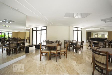 Apartamento para alugar com 300m², 4 quartos e 4 vagassalão de festa