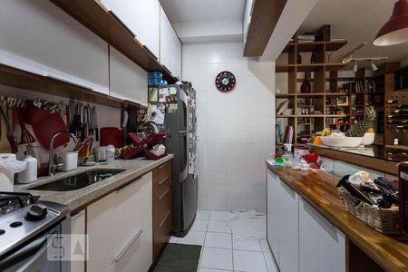 Apartamento à venda com 74m², 1 quarto e 2 vagasCozinha