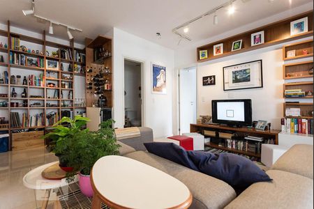 Sala de apartamento para alugar com 1 quarto, 74m² em Cidade Monções, São Paulo
