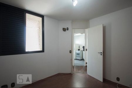 Quarto de apartamento para alugar com 1 quarto, 38m² em Indianópolis, São Paulo