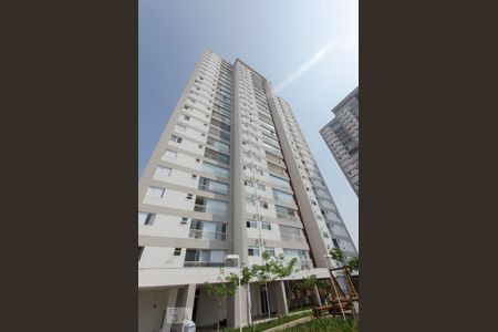 Apartamento para alugar com 74m², 2 quartos e 1 vagaFachada