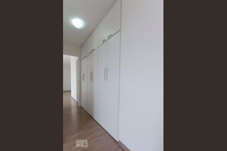 Apartamento para alugar com 74m², 2 quartos e 1 vagaSuíte