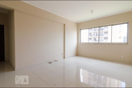 Sala de apartamento para alugar com 3 quartos, 84m² em Cambuí, Campinas