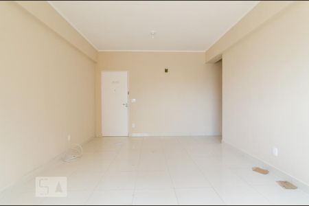 Sala de apartamento para alugar com 3 quartos, 84m² em Cambuí, Campinas