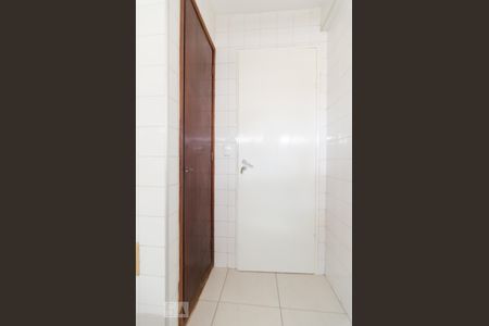 Banheiro de apartamento para alugar com 3 quartos, 84m² em Cambuí, Campinas