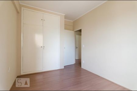 Quarto 1 de apartamento para alugar com 3 quartos, 84m² em Cambuí, Campinas