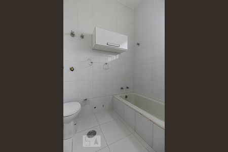 Apartamento à venda com 110m², 3 quartos e sem vagaBanheiro