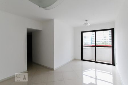 Apartamento para alugar com 72m², 3 quartos e 1 vagaSala