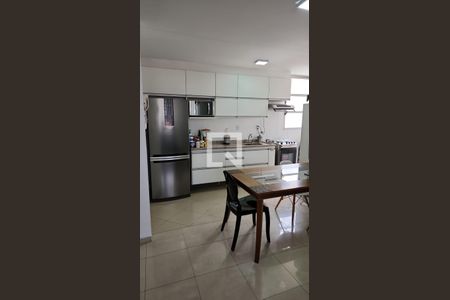 Apartamento à venda com 72m², 2 quartos e 1 vaga