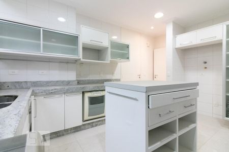 Apartamento à venda com 270m², 4 quartos e 3 vagasCozinha