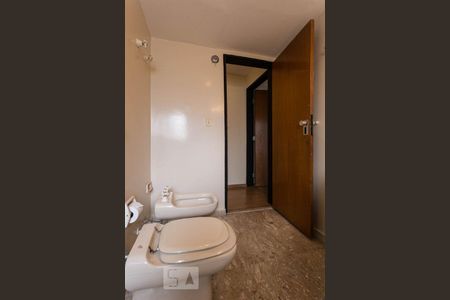 Banheiro de apartamento à venda com 1 quarto, 50m² em Campo Belo, São Paulo