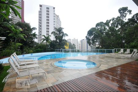 Apartamento para alugar com 160m², 3 quartos e 2 vagaspiscina