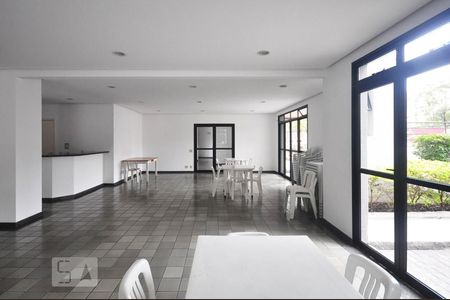 Apartamento à venda com 131m², 3 quartos e 3 vagassalão de festa