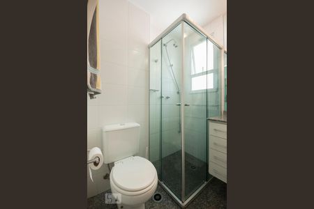 Apartamento para alugar com 68m², 2 quartos e 2 vagasBanheiro