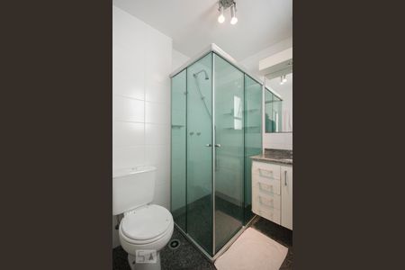 Apartamento para alugar com 68m², 2 quartos e 2 vagasBanheiro