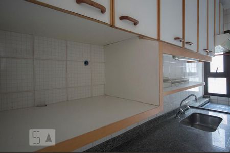 Apartamento à venda com 100m², 3 quartos e 2 vagasDetalhe Cozinha