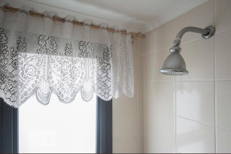 Apartamento à venda com 100m², 3 quartos e 2 vagasDetalhe Banheiro