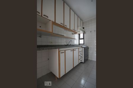 Apartamento à venda com 100m², 3 quartos e 2 vagasCozinha