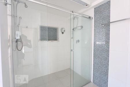 Apartamento à venda com 244m², 3 quartos e 3 vagassuite 2
