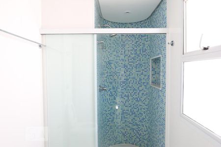 banheiro de apartamento para alugar com 3 quartos, 244m² em Vila Suzana, São Paulo