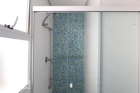 suite  de apartamento à venda com 3 quartos, 244m² em Vila Suzana, São Paulo