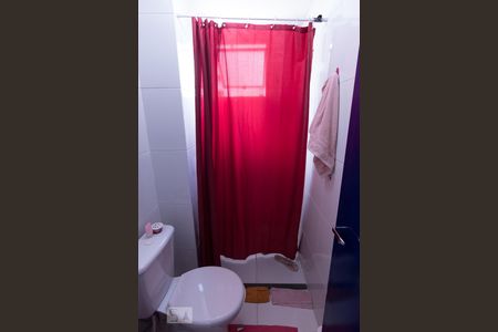 Banheiro de apartamento para alugar com 2 quartos, 42m² em Água Branca, São Paulo