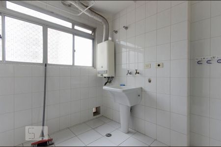 Lavanderia de apartamento para alugar com 2 quartos, 90m² em Santa Teresinha, São Paulo