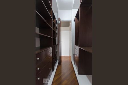 Apartamento para alugar com 90m², 2 quartos e 2 vagasSuíte