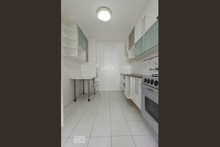 Apartamento para alugar com 90m², 2 quartos e 2 vagasCozinha