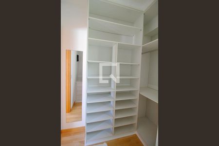Apartamento para alugar com 83m², 2 quartos e 2 vagasCloset 