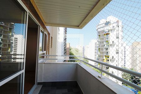 Varanda gourmet de apartamento para alugar com 2 quartos, 83m² em Vila Andrade, São Paulo