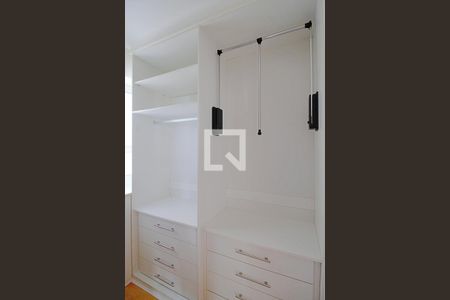 Apartamento para alugar com 83m², 2 quartos e 2 vagasCloset 