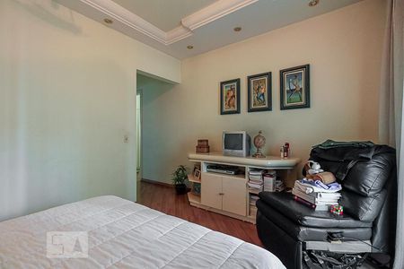 Apartamento à venda com 160m², 3 quartos e 2 vagasQuarto 3 suite