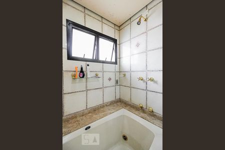 Apartamento à venda com 160m², 3 quartos e 2 vagasBanheiro