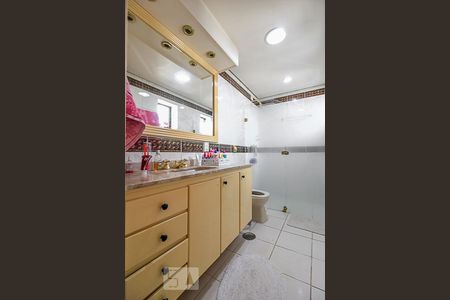 Apartamento à venda com 160m², 3 quartos e 2 vagasBanheiro