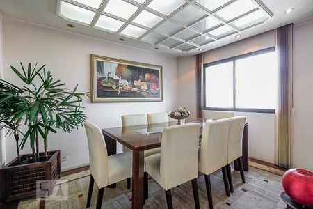 Apartamento à venda com 160m², 3 quartos e 2 vagasSala