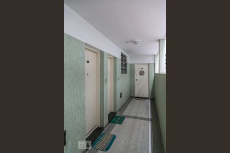 Apartamento para alugar com 33m², 1 quarto e sem vagaCorredor do andar