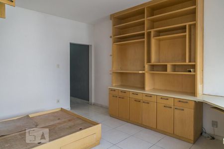Apartamento para alugar com 33m², 1 quarto e sem vagaQuarto e sala cojugados