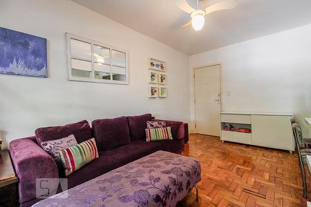 Sala de apartamento para alugar com 1 quarto, 55m² em Indianópolis, São Paulo