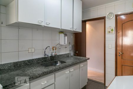 Apartamento para alugar com 88m², 3 quartos e 2 vagas Apartamento para alugar com 88m², 3 quartos e 2 vagasCozinha