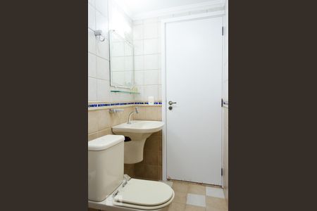Banheiro de apartamento para alugar com 1 quarto, 55m² em Proença, Campinas