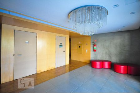 Apartamento à venda com 75m², 2 quartos e 1 vagahall social
